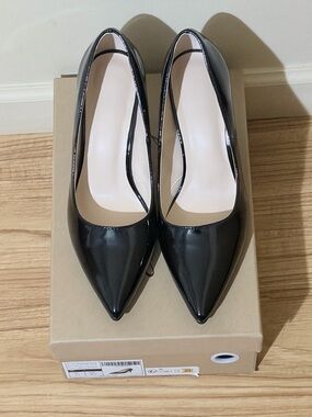 Black Patent Pointed-Toe Women's Heels